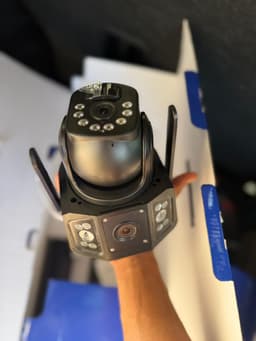 Holofote a Energia Solar - Imagem 3